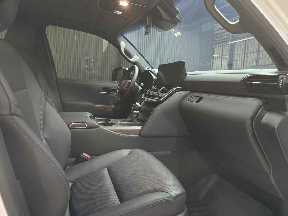 Car interior with the steering wheel on the left