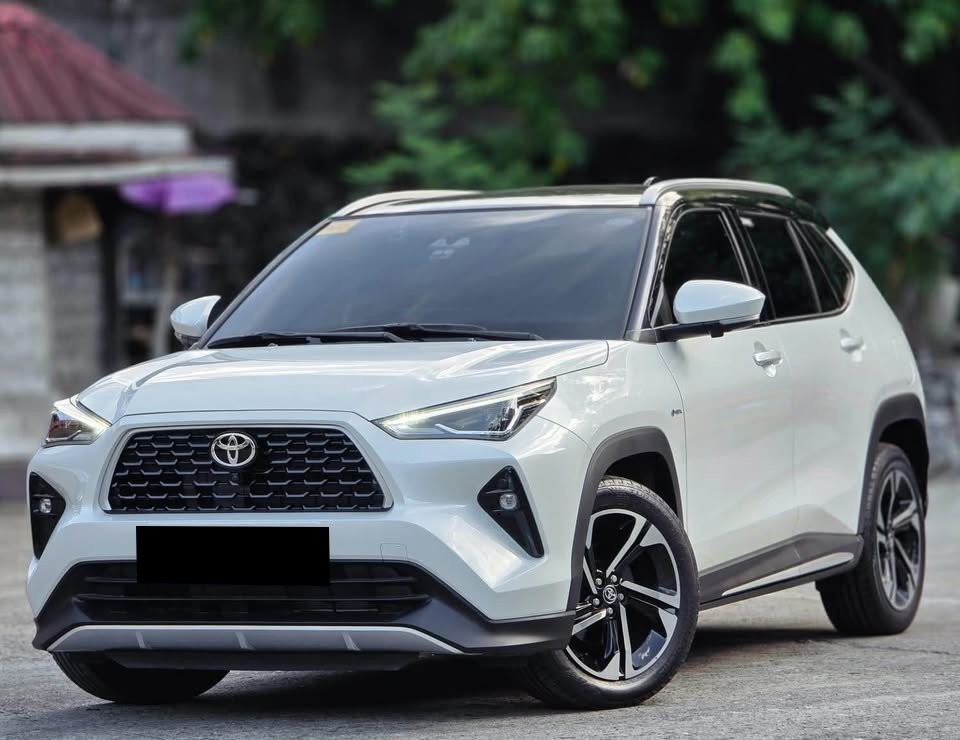 2027 TOYOTA YARIS CROSS SUV S HEV 1.5 2WD AT White