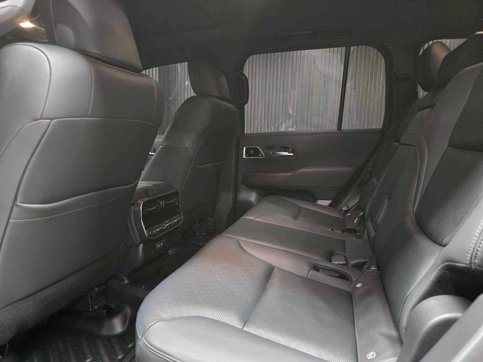 2027 TOYOTA LAND CRUISER SUV ZX 3.3 4WD AT Black image 3