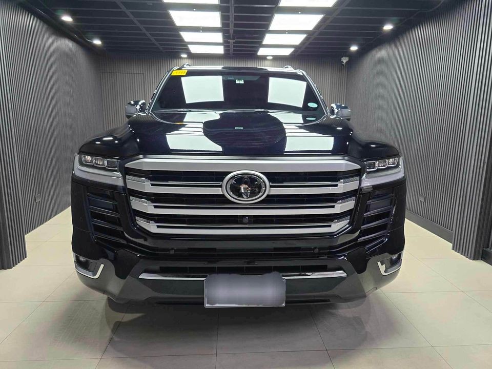 2027 TOYOTA LAND CRUISER SUV ZX 3.3 4WD AT Black image 4