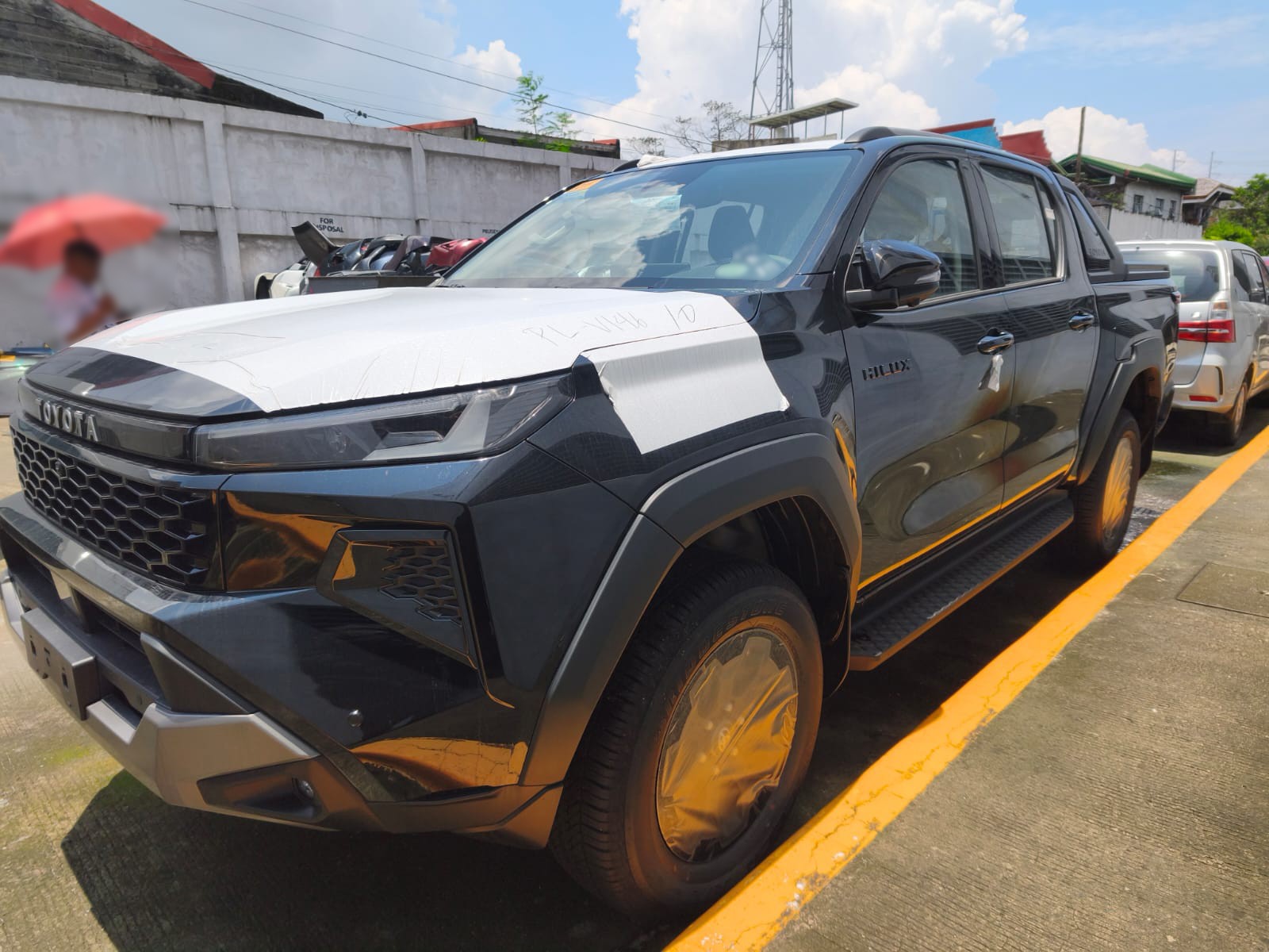 2026 TOYOTA HILUX DOUBLE CAB CONQUEST 2.8 2WD AT Black