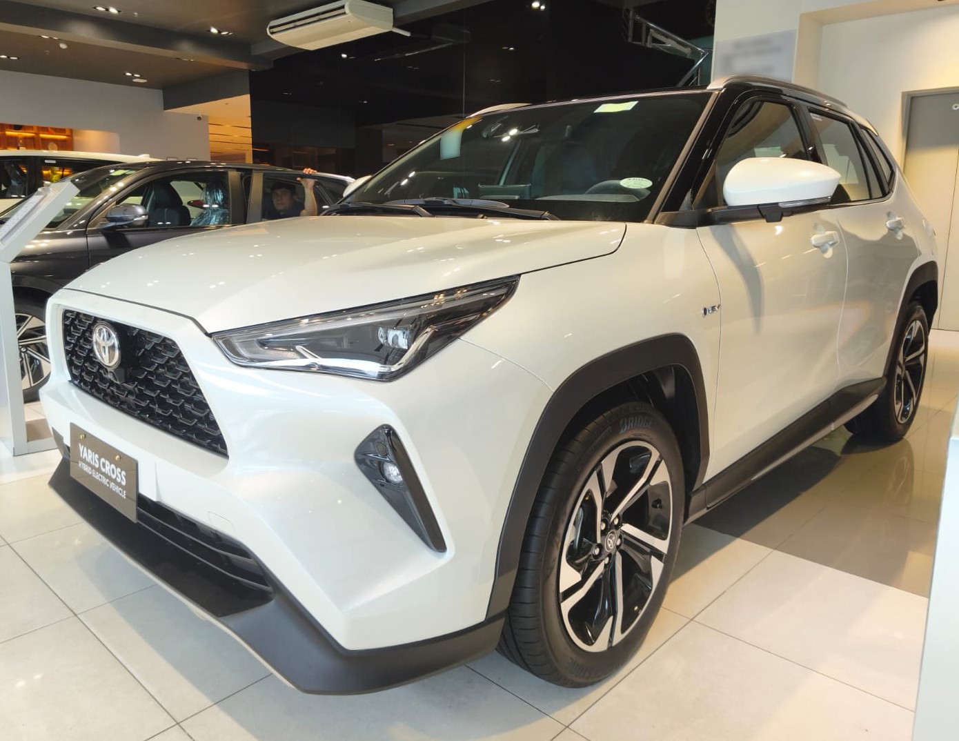 2026 TOYOTA YARIS CROSS SUV S HEV 1.5 2WD CVT White image 2