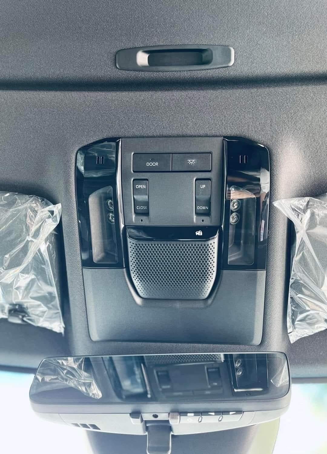 2027 TOYOTA LAND CRUISER PRADO SUV 2.4 4WD AT White image 3