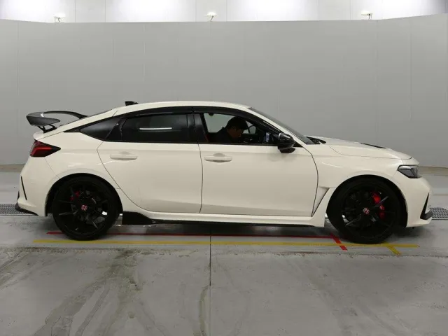 Honda Civic Type R White 2024 image 5