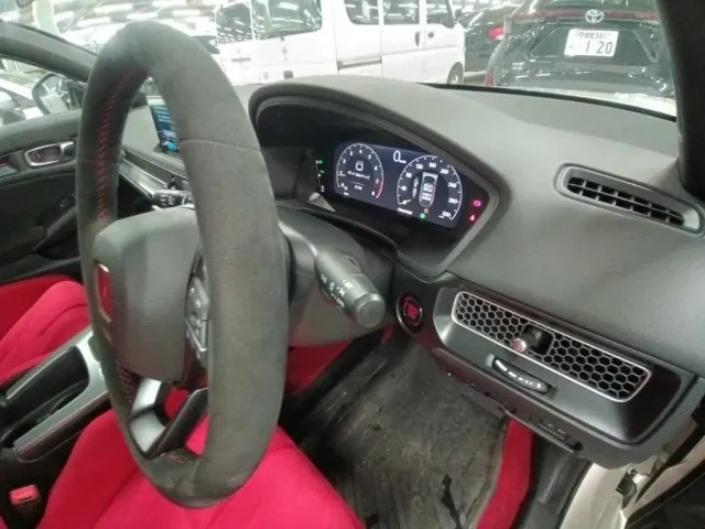 Honda Civic Type R White 2024 image 8