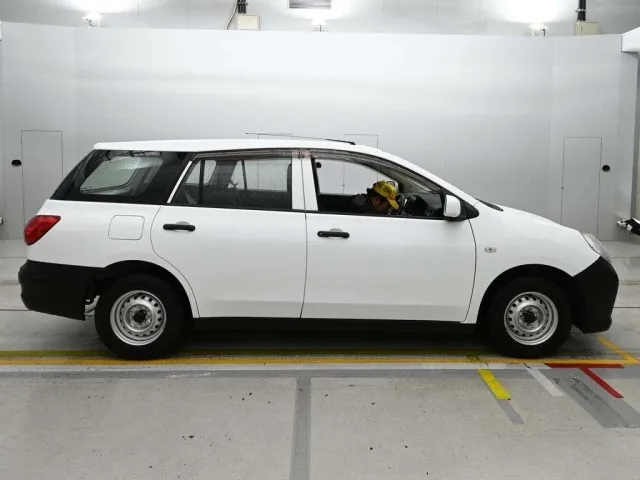 Nissan AD Van White 2021 image 4
