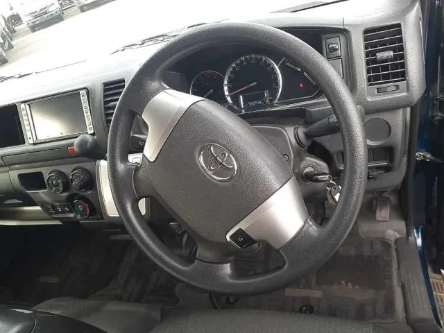 Toyota Hiace Super Long DX Blue 2016 image 3