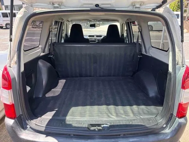 Toyota Probox White 2015 image 3