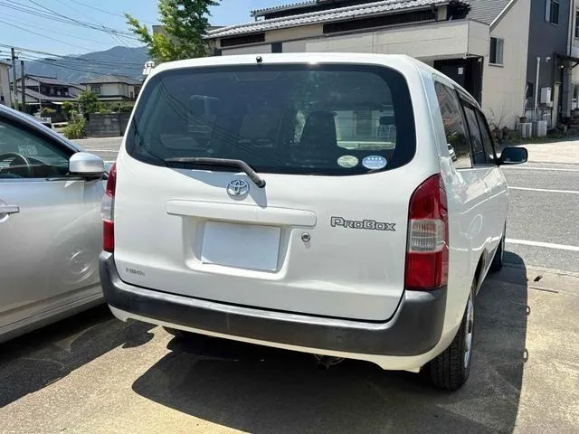 Toyota Probox White 2015 image 4