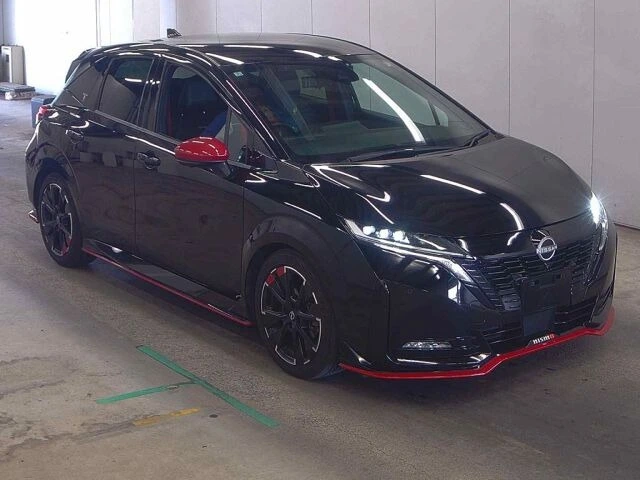 Nissan Aura Black 2022
