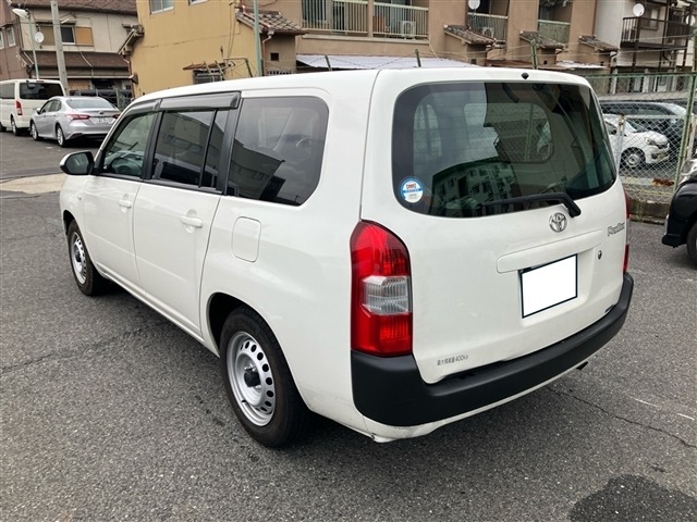 TOYOTA PROBOX VAN GL 2021 WHITE image 8