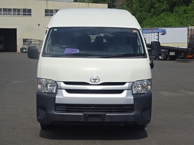TOYOTA HIACE COMMUTER 2017 WHITE image 5