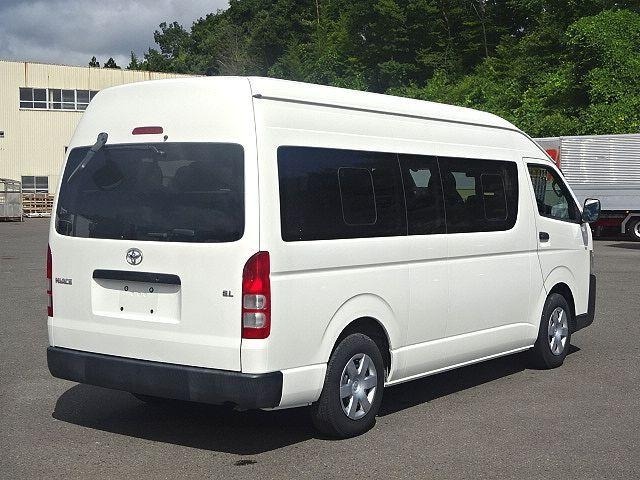 TOYOTA HIACE COMMUTER 2017 WHITE image 6
