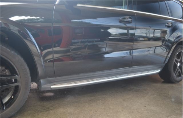 MERCEDES BENZ GLS Black image 11