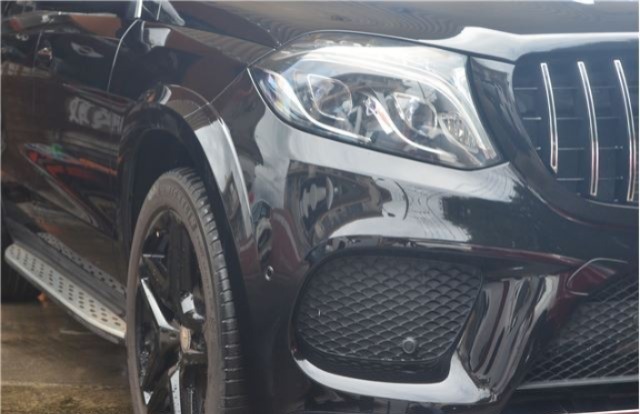 MERCEDES BENZ GLS Black image 8