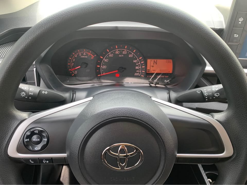 2027 TOYOTA WIGO HATCHBACK G 1.0 2WD CVT Silver image 7