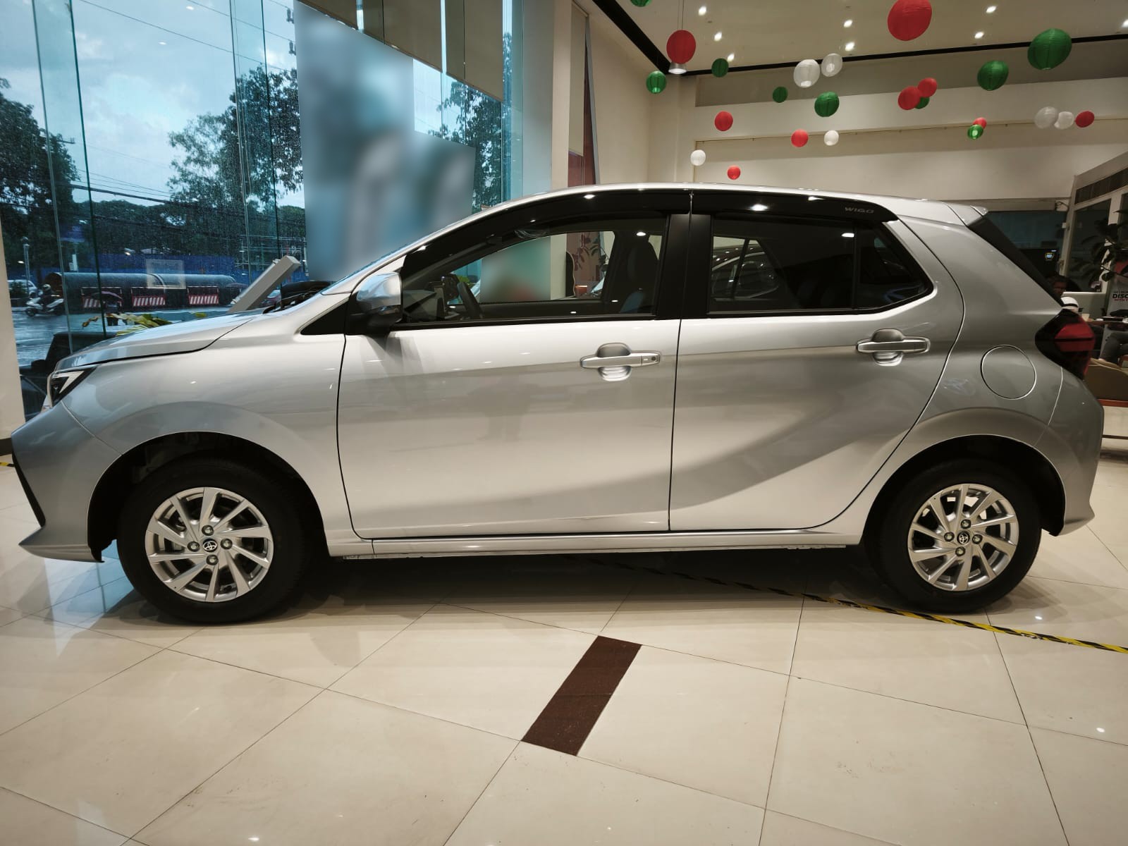 2027 TOYOTA WIGO HATCHBACK G 1.0 2WD CVT Silver (Z-1316) image 2