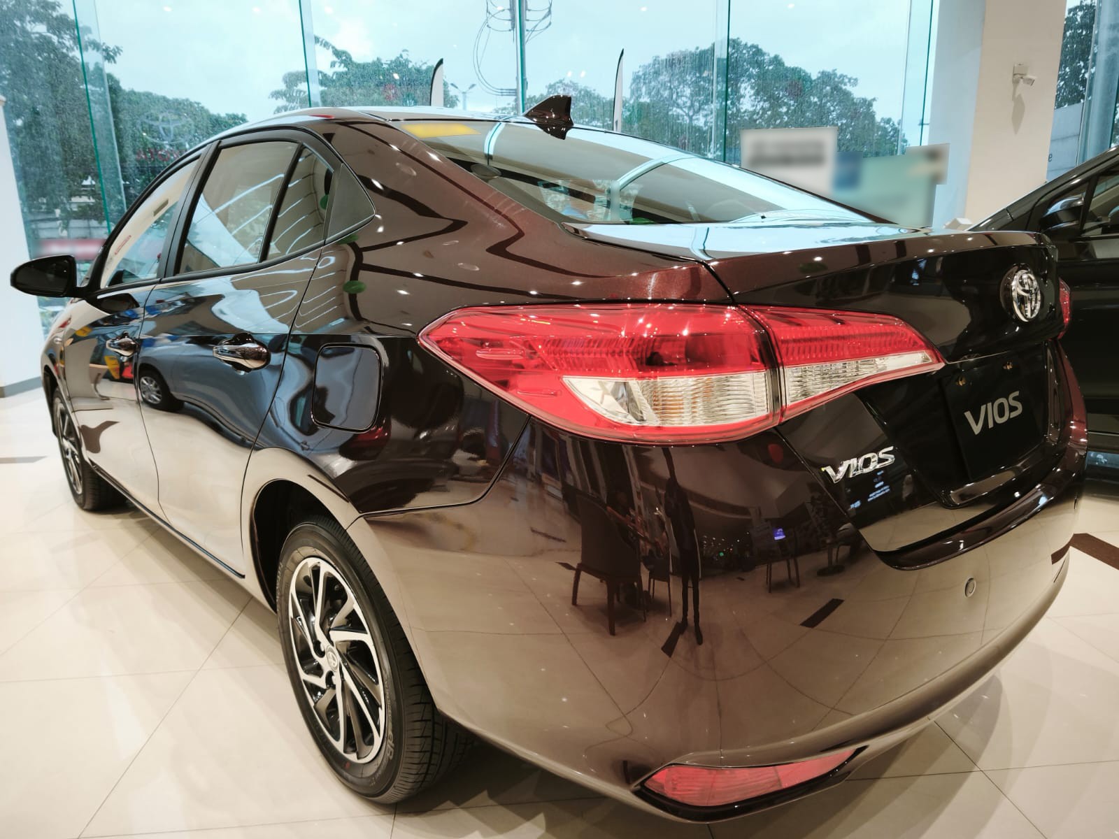 2027 TOYOTA VIOS SEDAN XLE 1.3 2WD CVT Red (Z-1319) image 3