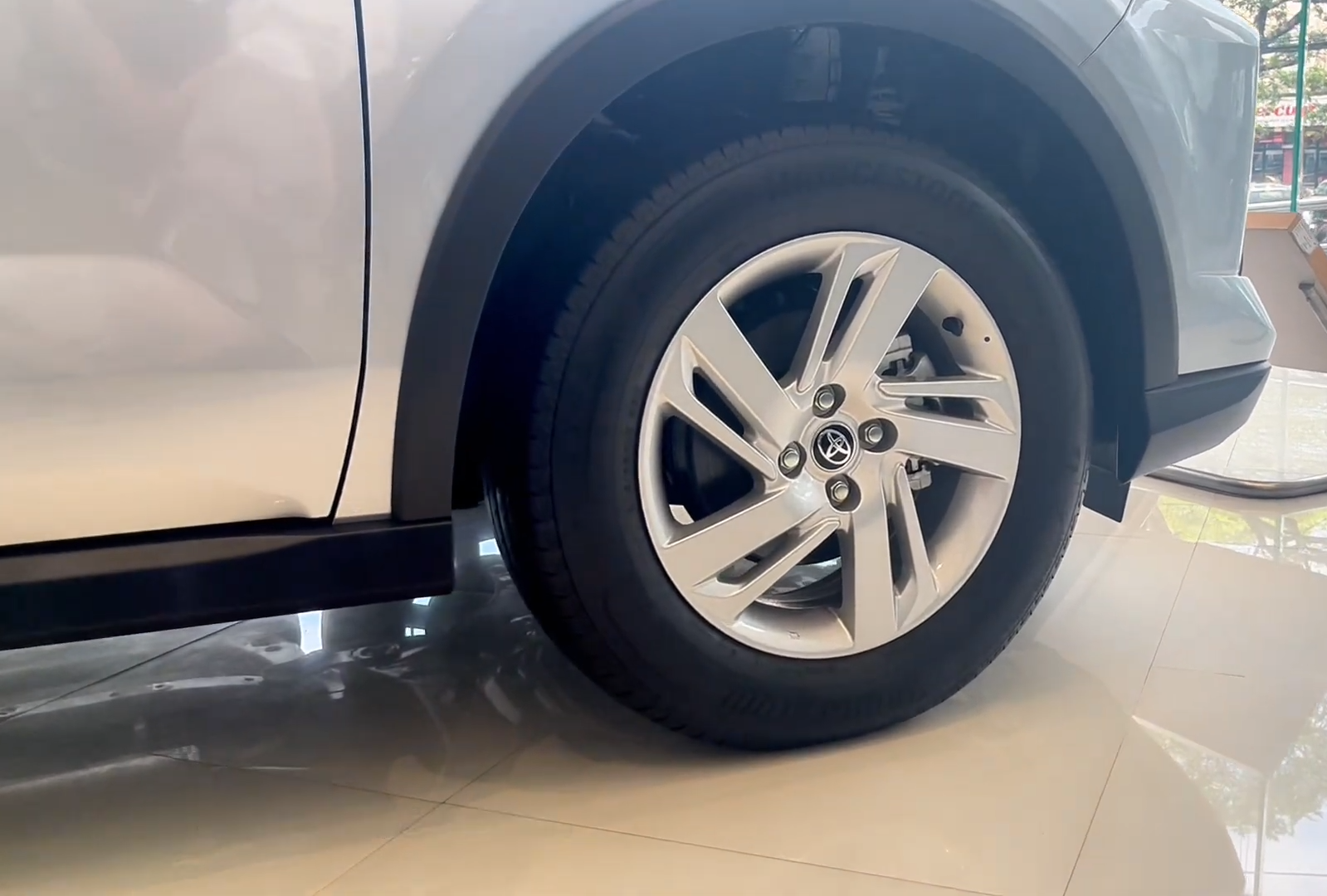 2027 TOYOTA RAIZE SUV G 1.2 2WD CVT Silver (Z-1092) image 8