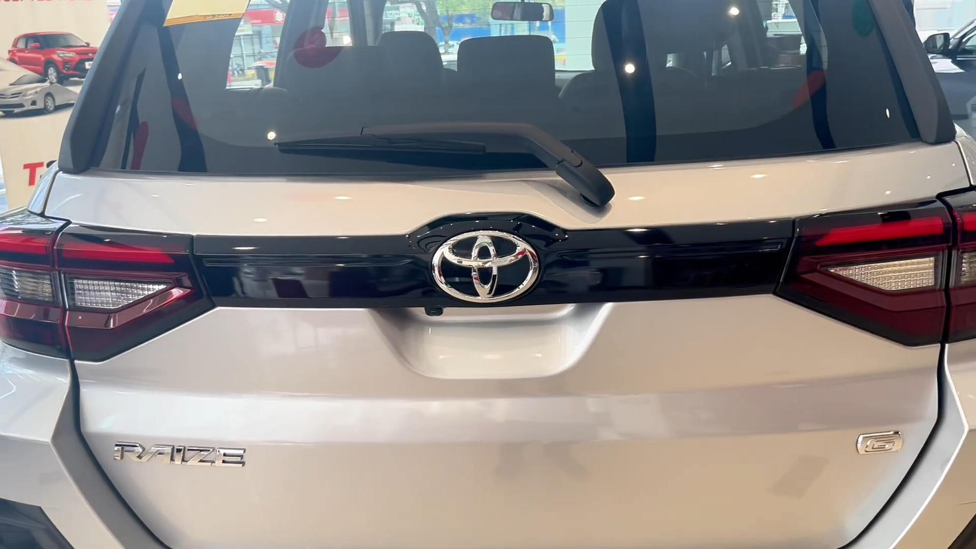 2027 TOYOTA RAIZE SUV G 1.2 2WD CVT Silver (Z-1092) image 17