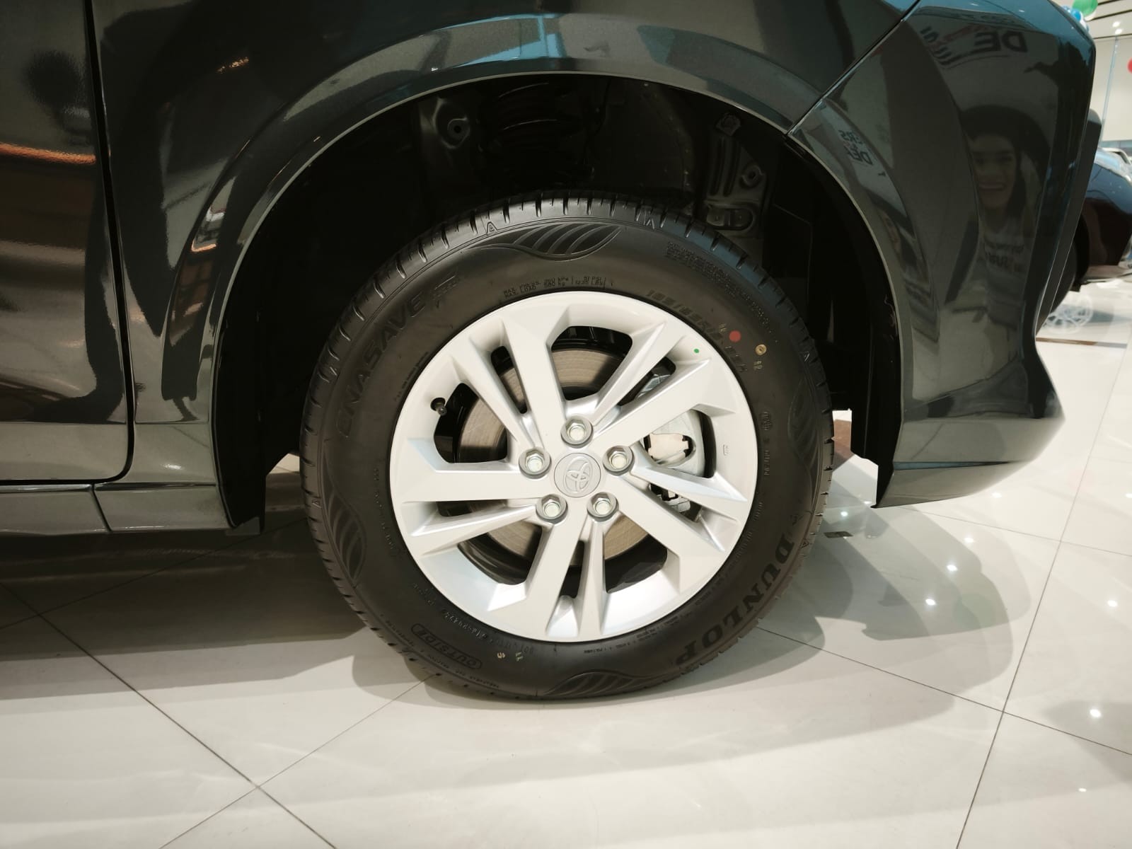 2027 TOYOTA AVANZA MPV E 1.3 2WD CVT Green image 12