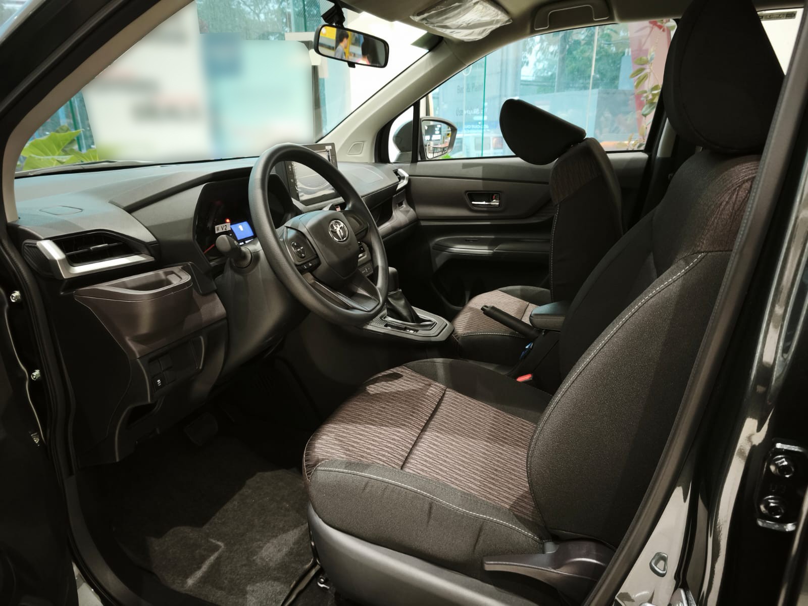 2027 TOYOTA AVANZA MPV E 1.3 2WD CVT Green image 17