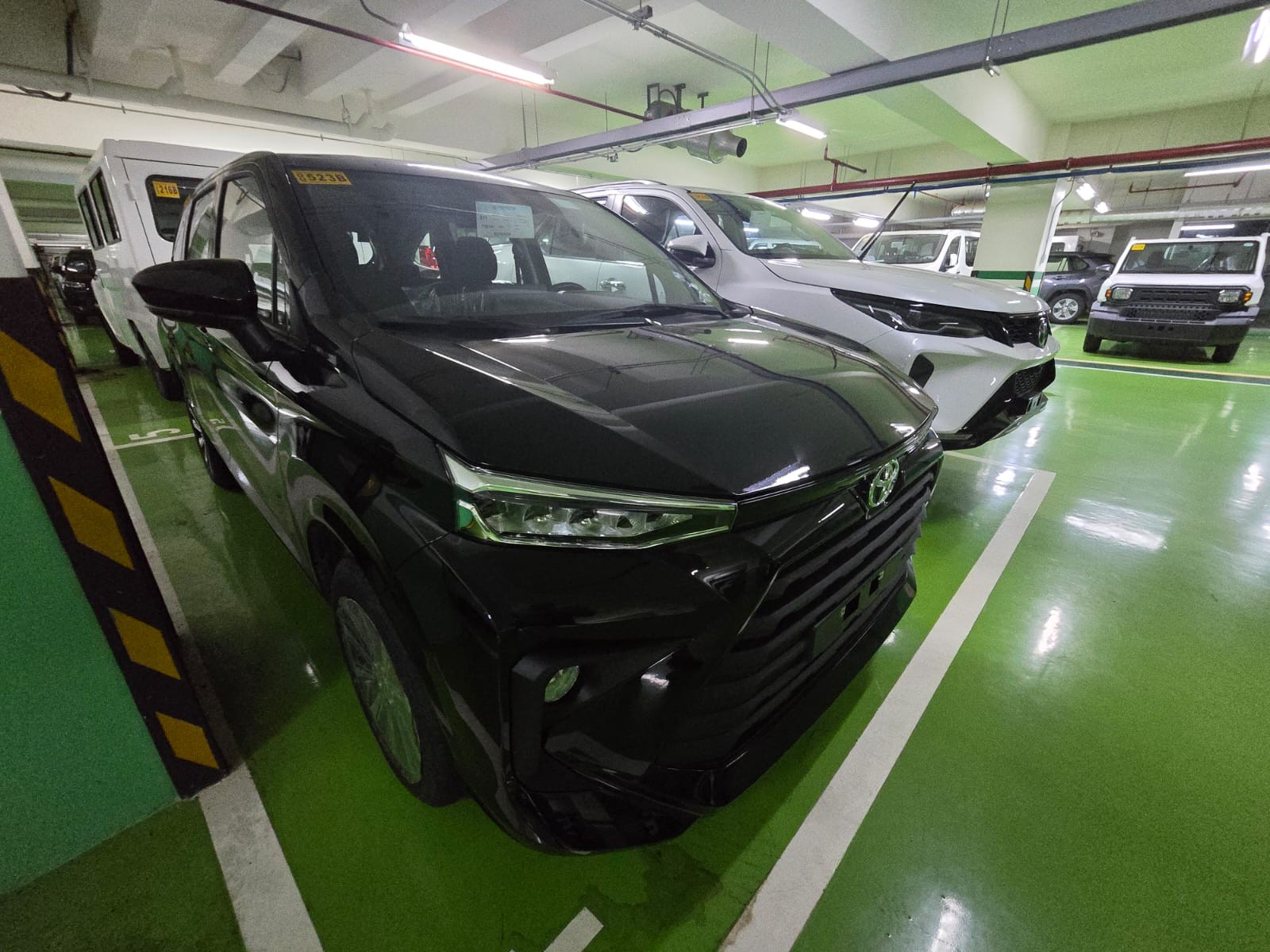 2027 TOYOTA AVANZA MPV G 1.5 2WD CVT Black image 8