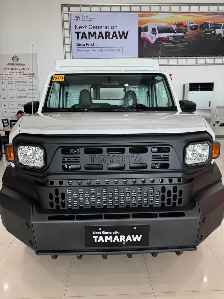 2027 TOYOTA TAMARAW VAN Utility Van DSL 2.4 2WD MT White image 3