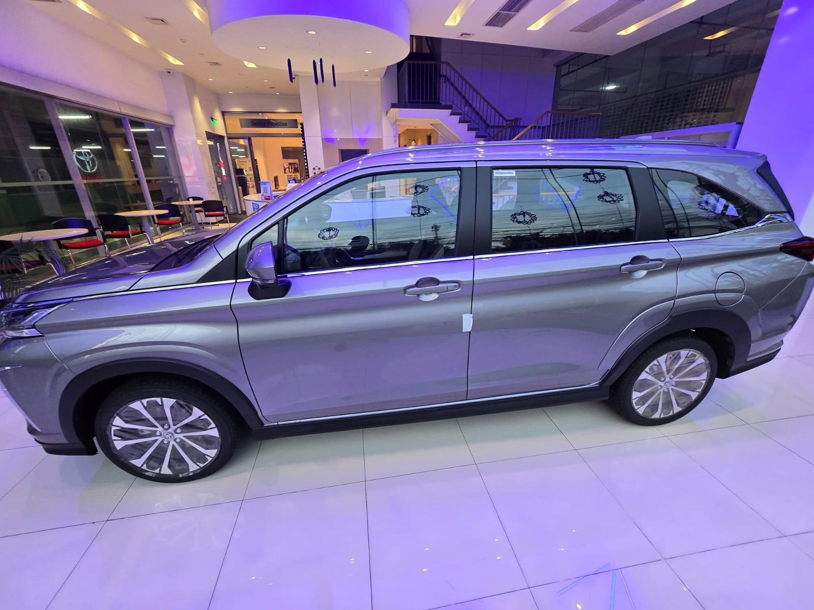 2027 TOYOTA VELOZ SUV V 1.5 2WD CVT Silver image 2