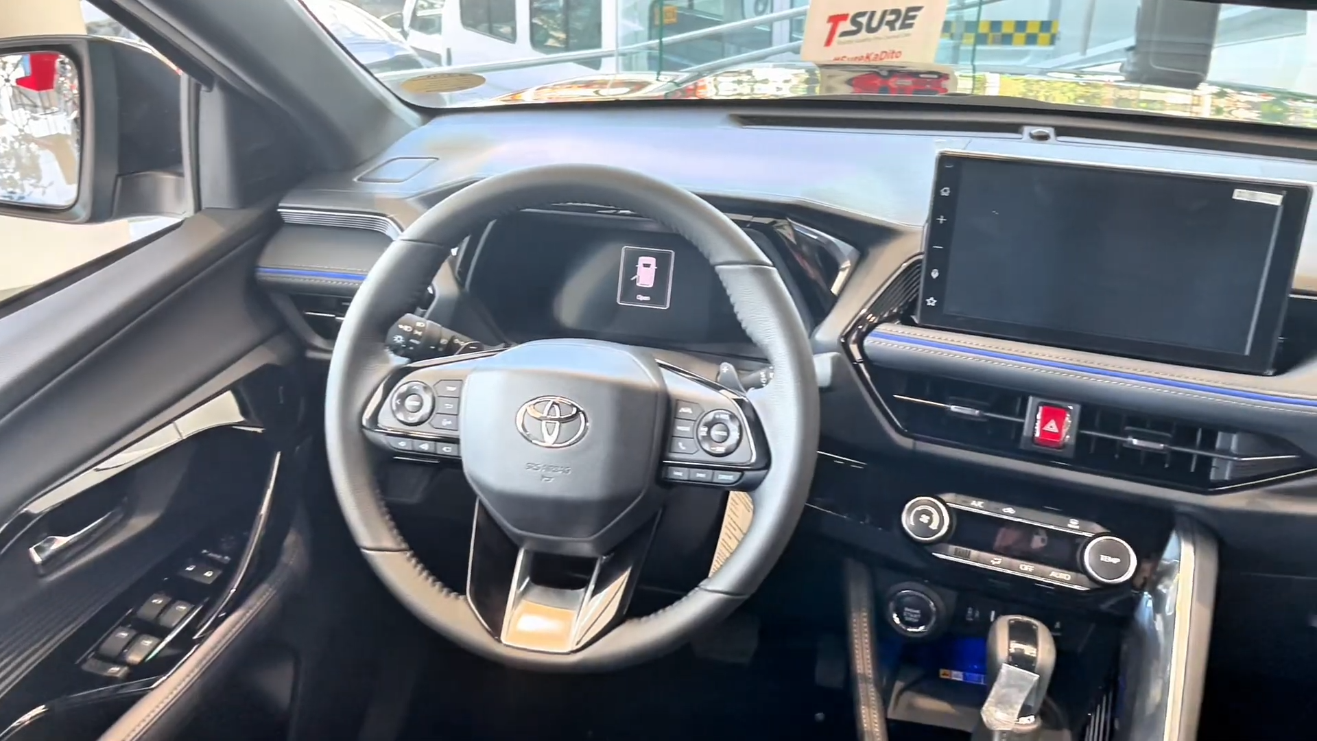 2027 TOYOTA YARIS CROSS SUV V 1.5 2WD CVT Blue image 21