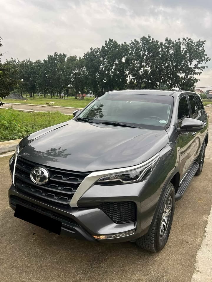 2027 TOYOTA FORTUNER SUV G 2.4 2WD AT Gray
