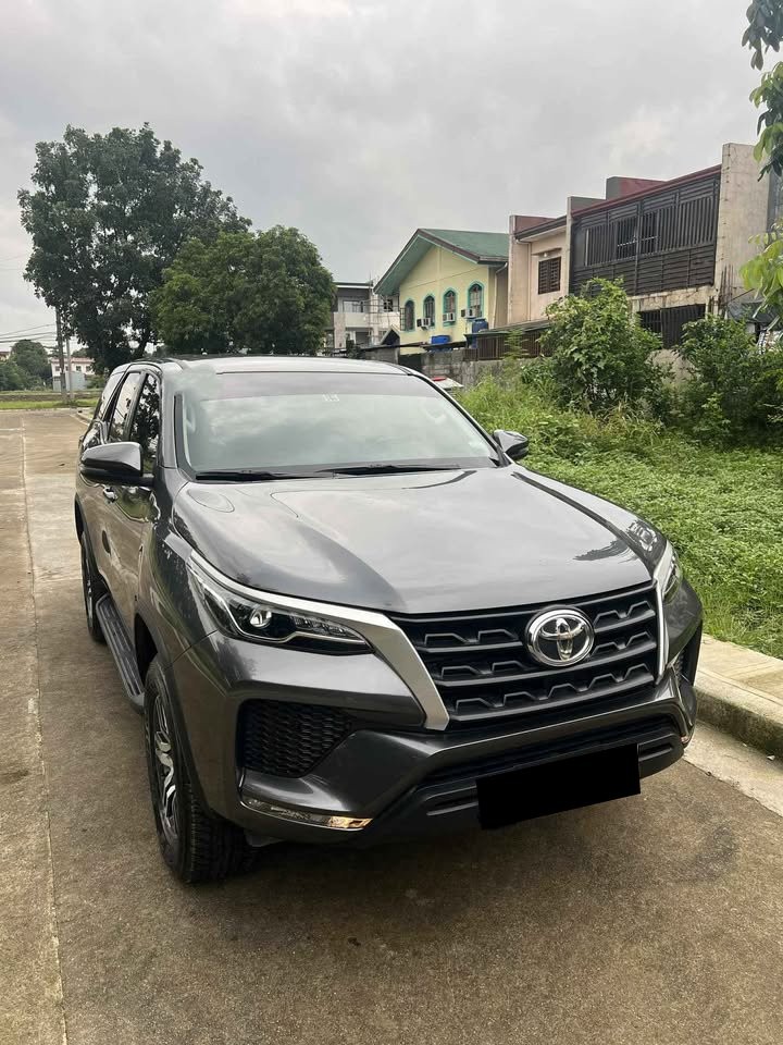 2027 TOYOTA FORTUNER SUV G 2.4 2WD AT Gray image 6