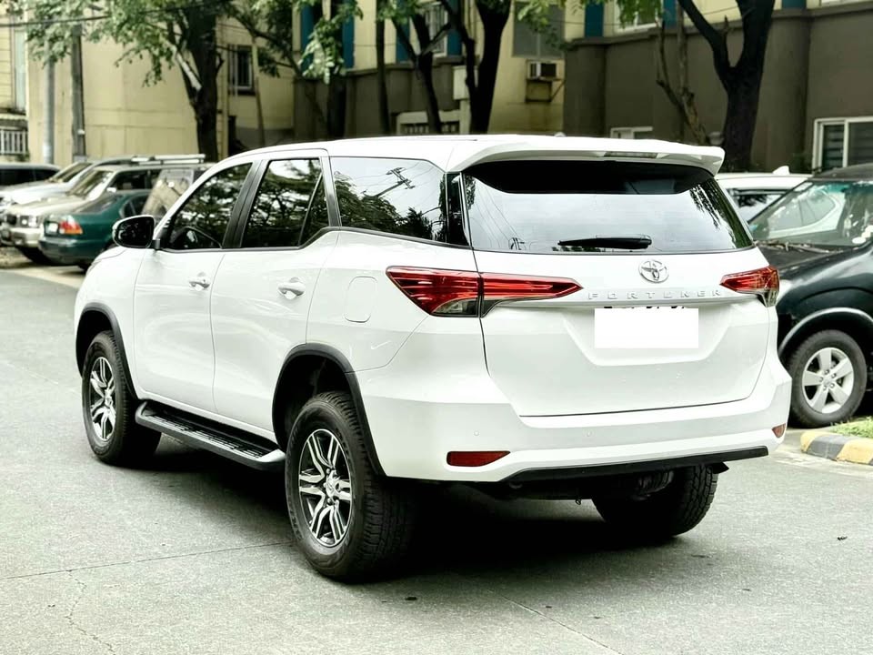 2027 TOYOTA FORTUNER SUV G 2.4 2WD AT White image 2