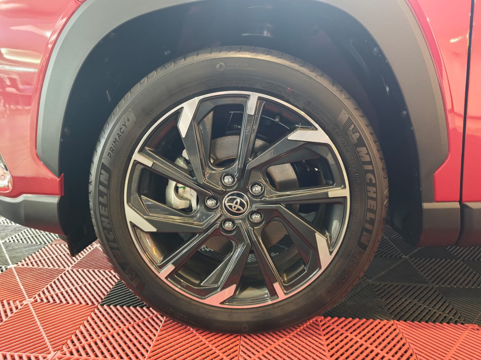 2027 TOYOTA COROLLA CROSS SUV GR-S 1.8 2WD CVT Red image 10
