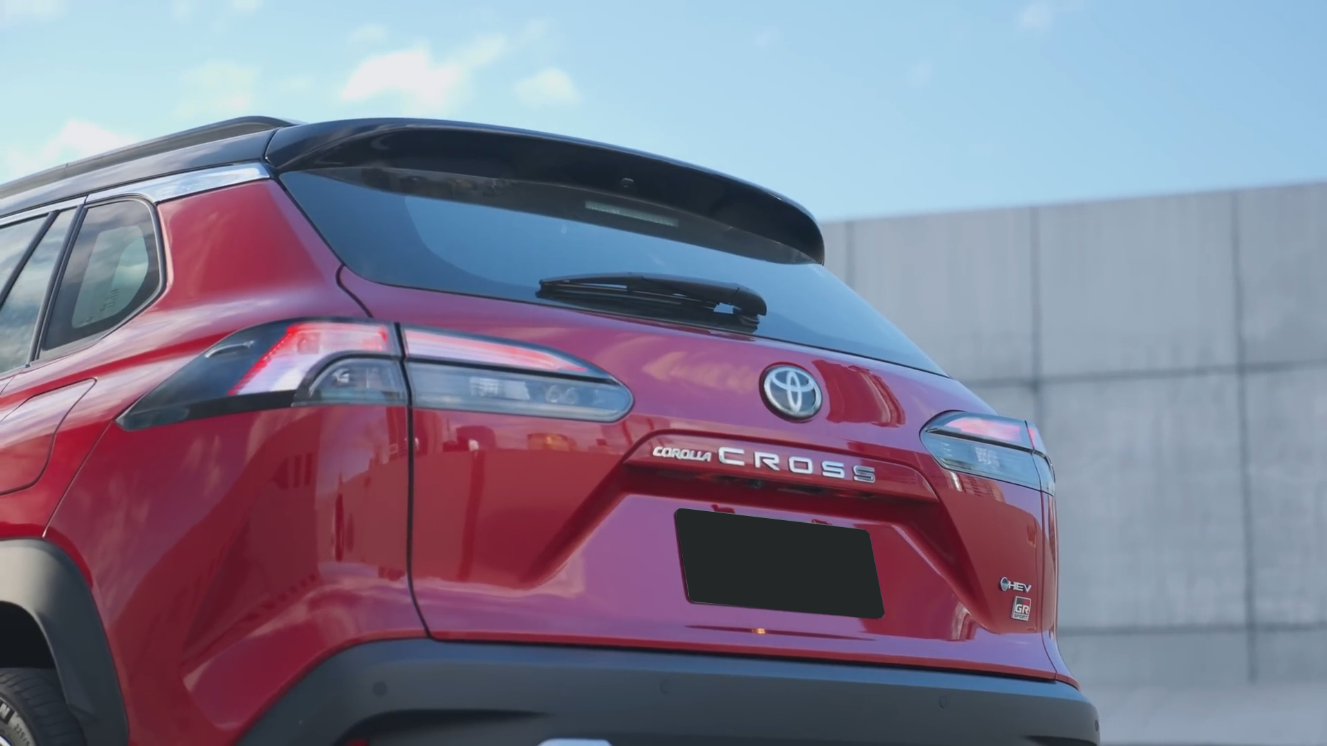 2027 TOYOTA COROLLA CROSS SUV GR-S 1.8 2WD CVT Red (A-245) image 6