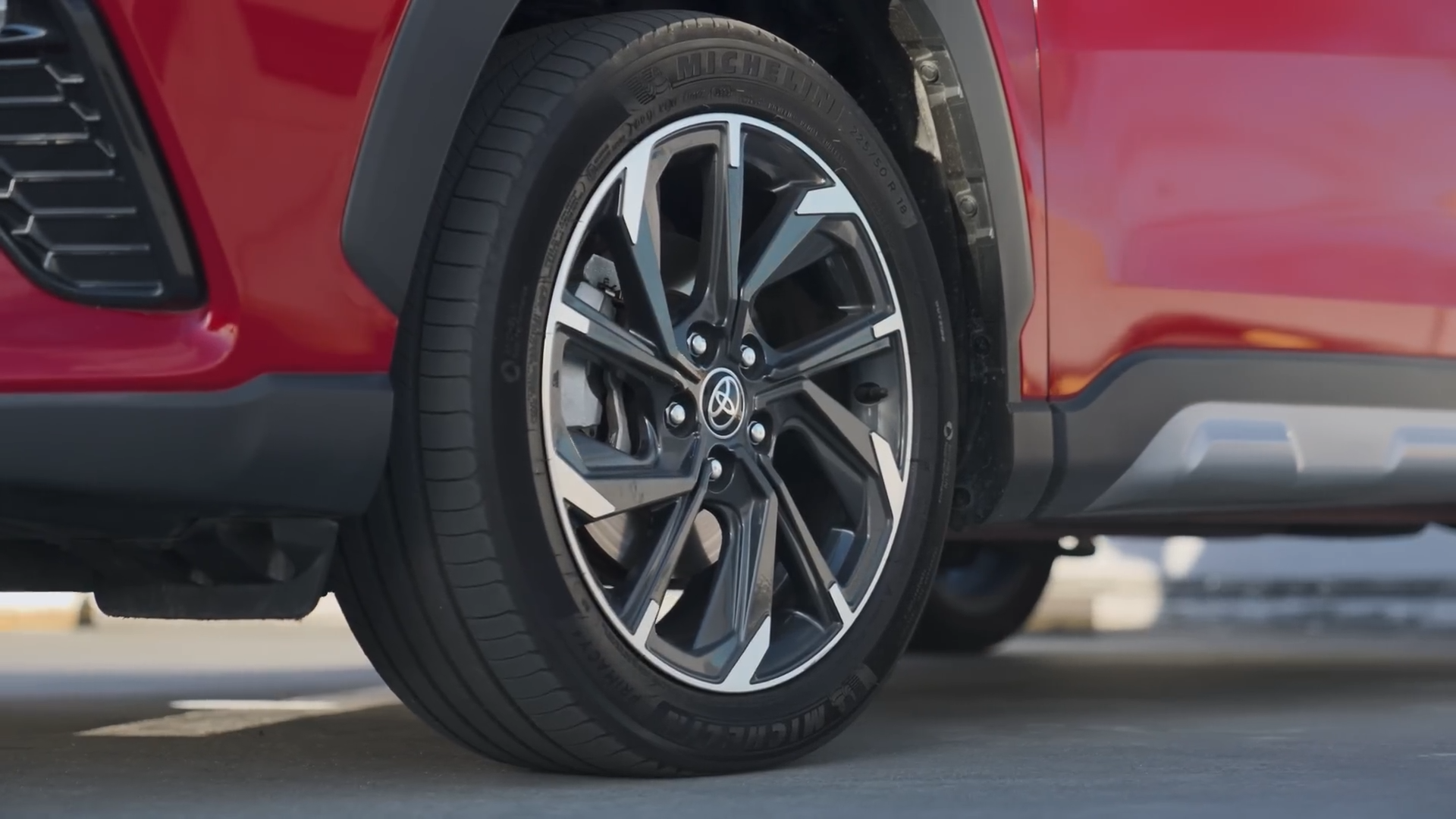 2027 TOYOTA COROLLA CROSS SUV GR-S 1.8 2WD CVT Red (A-245) image 10