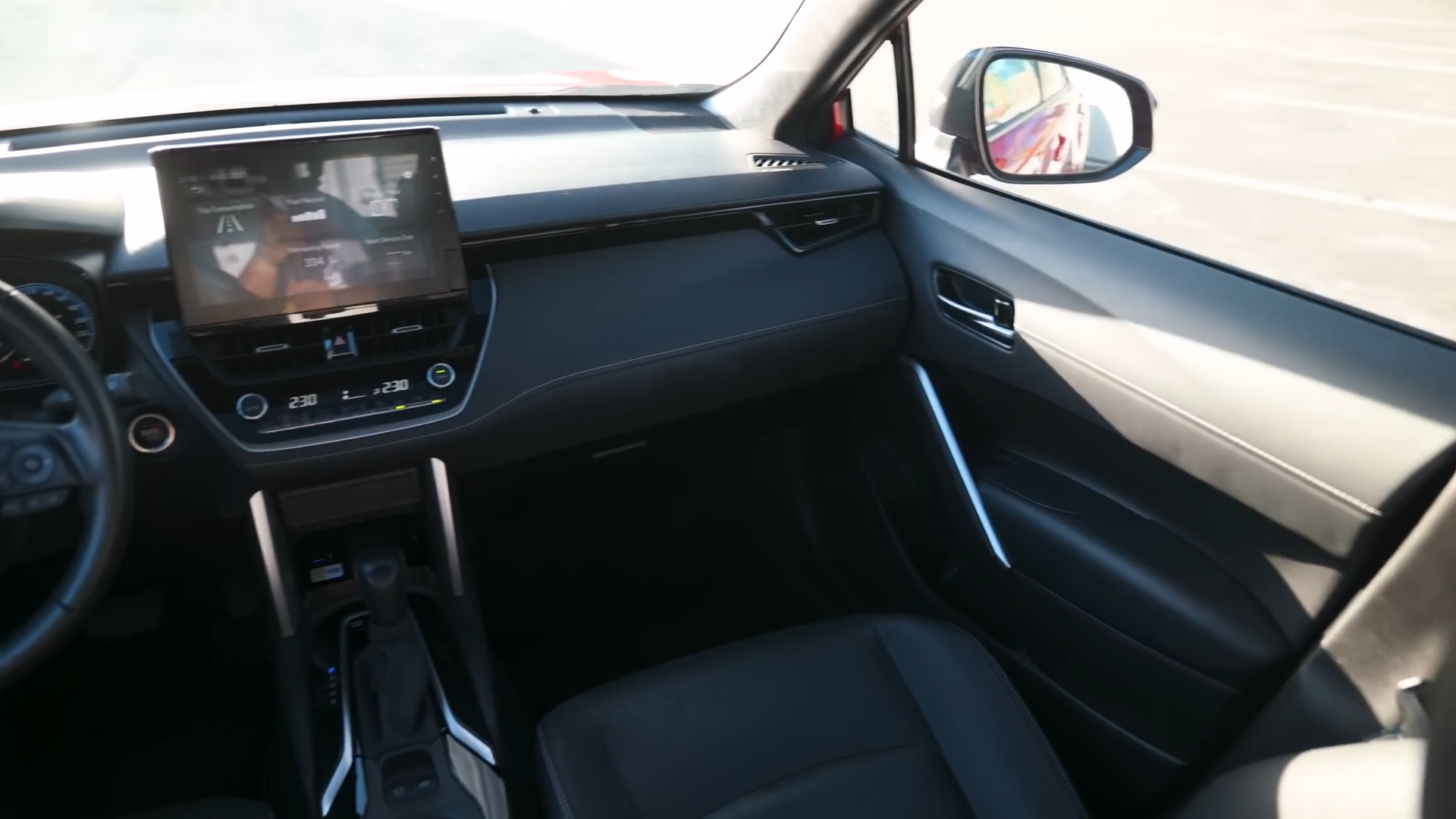 2027 TOYOTA COROLLA CROSS SUV GR-S 1.8 2WD CVT Red (A-245) image 22