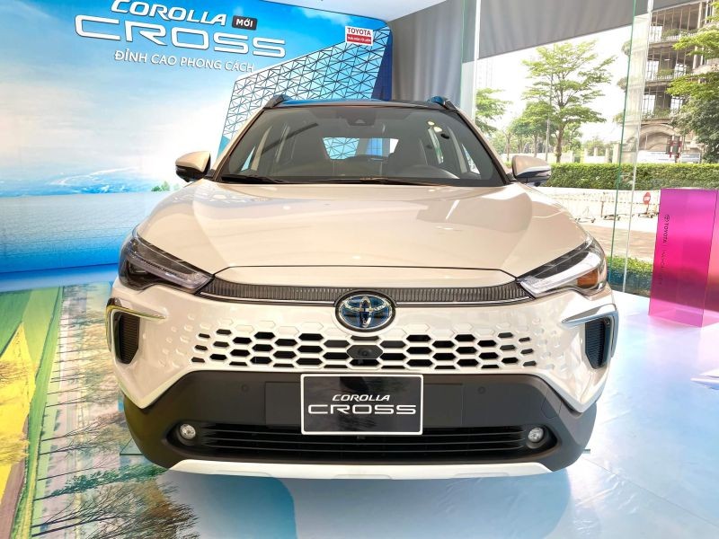 2027 TOYOTA COROLLA CROSS SUV HEV 1.8 2WD CVT White image 6