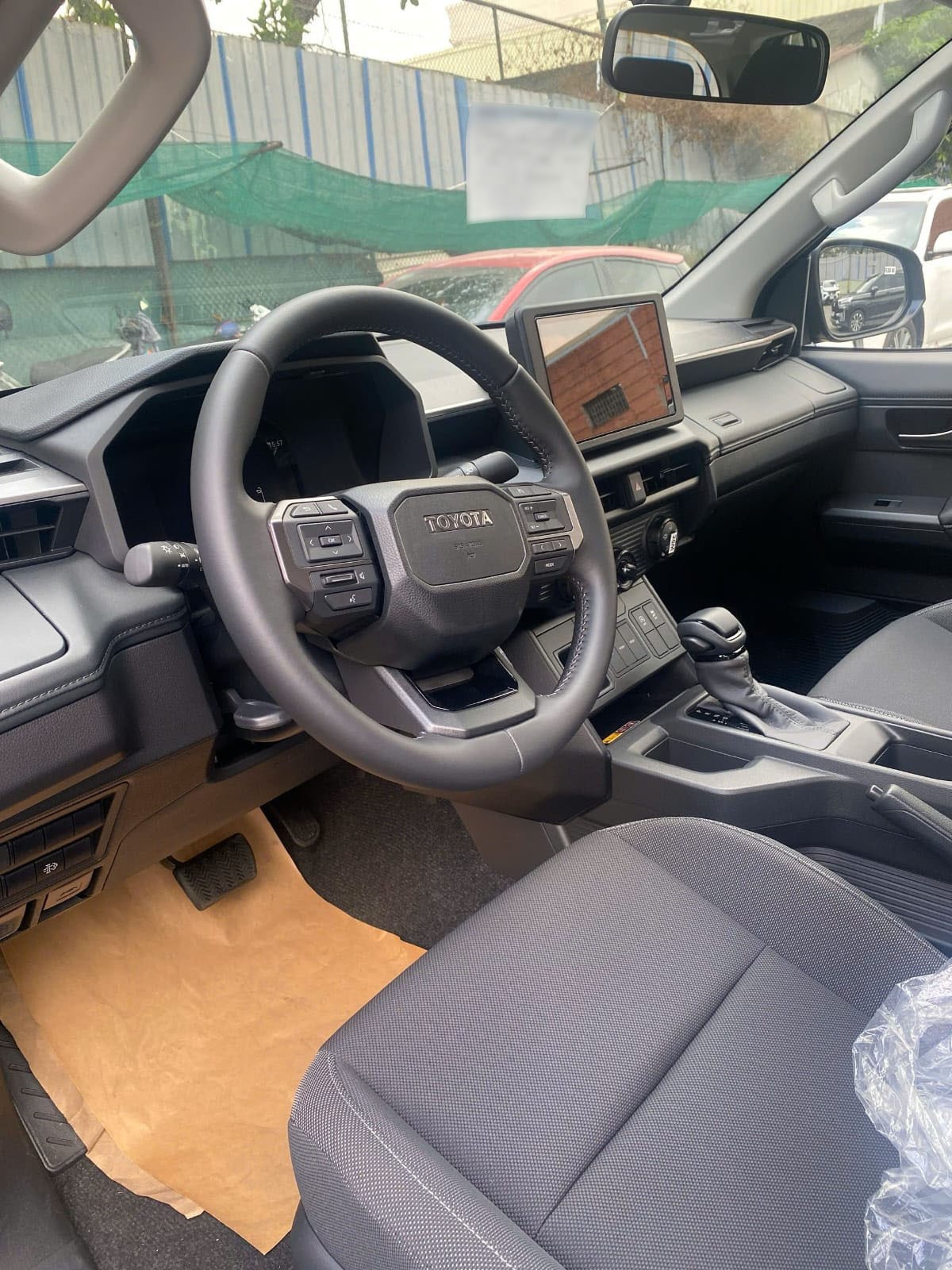 2027 TOYOTA HILUX DOUBLE CAB PRO 2.8 2WD AT Black (Z-1387) image 11