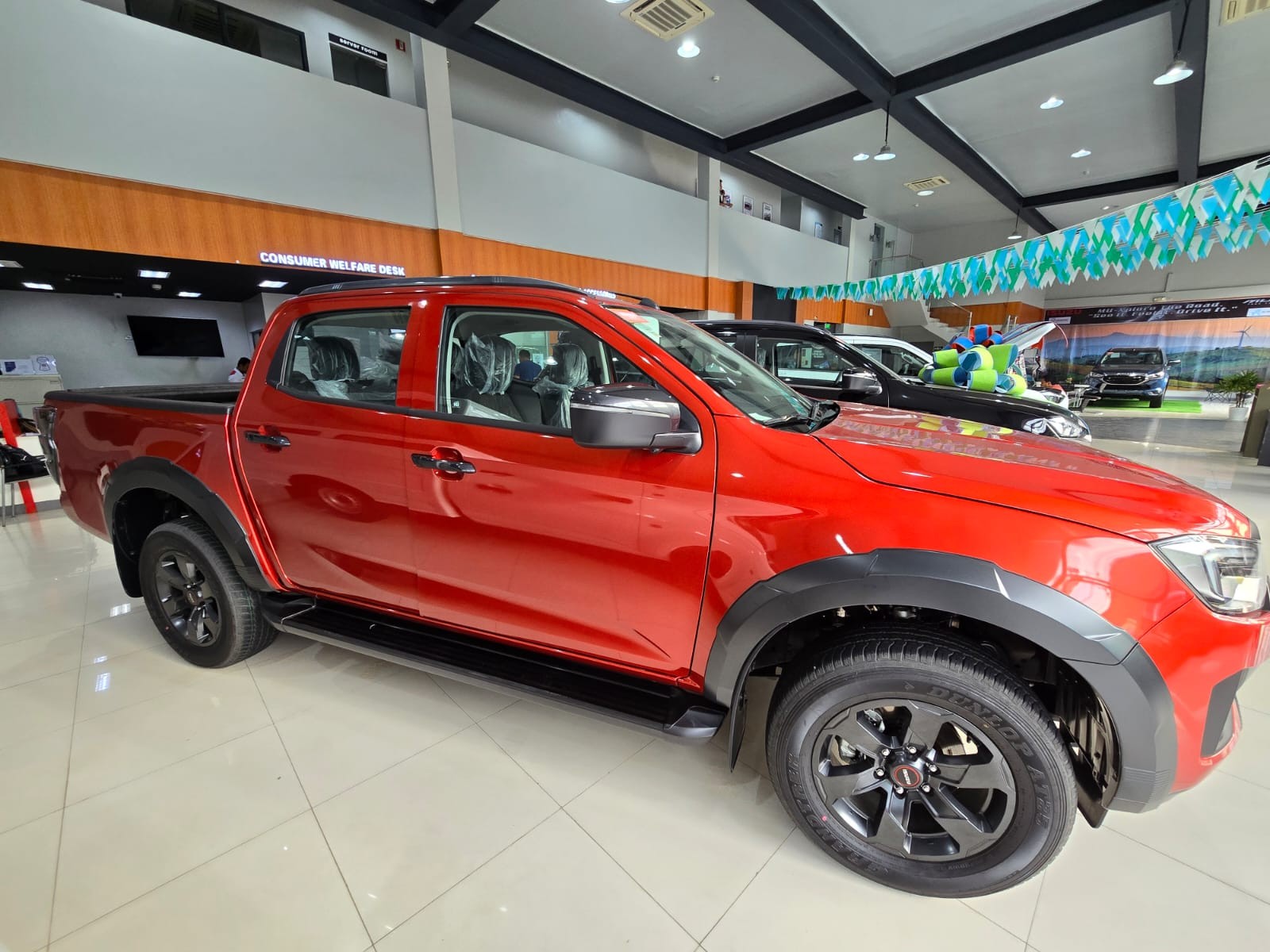 2027 ISUZU D-MAX DOUBLE CAB LS-A 3.0 2WD AT Red image 10