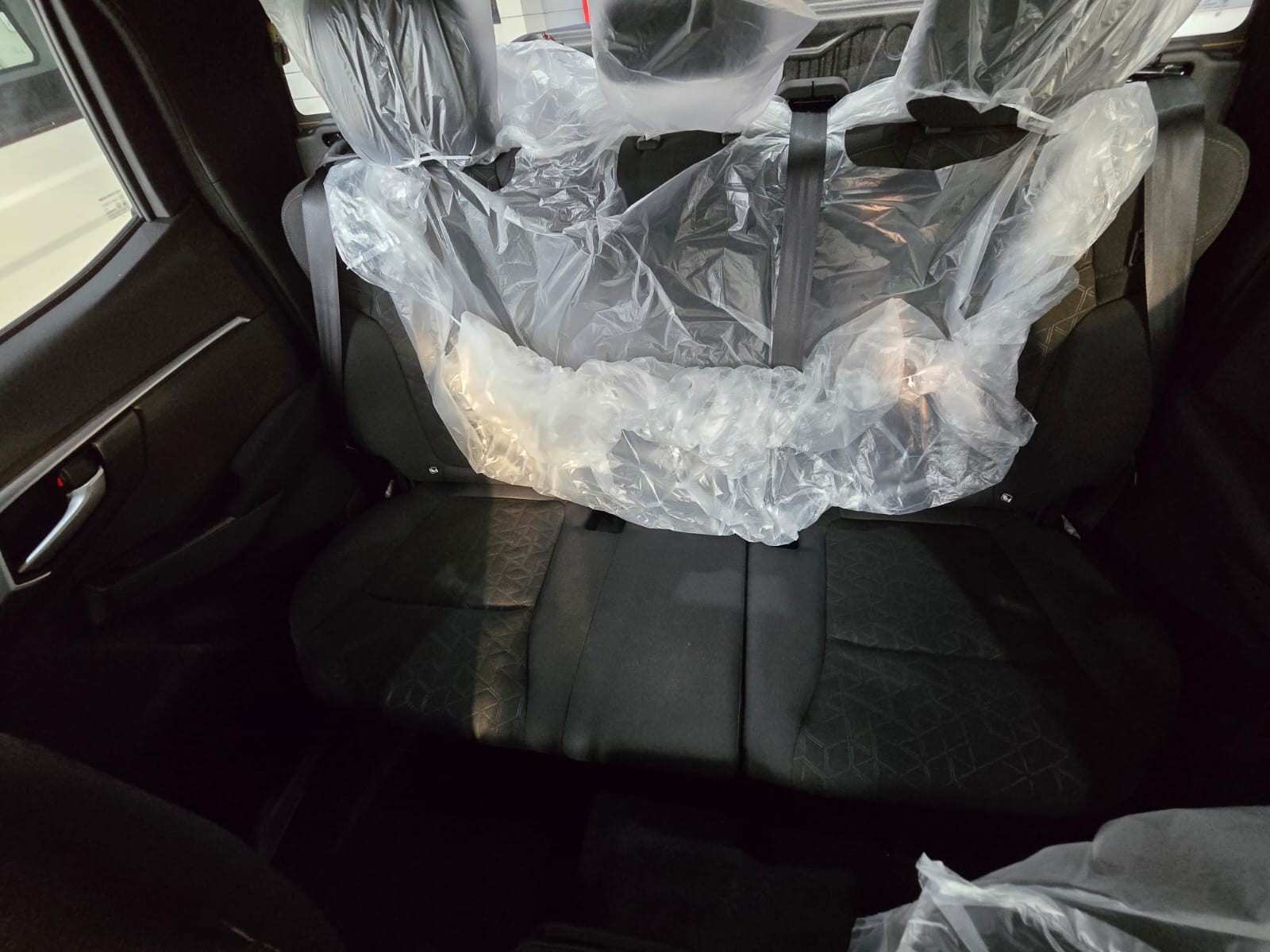 2027 ISUZU D-MAX DOUBLE CAB LS-A 3.0 2WD AT Red image 22