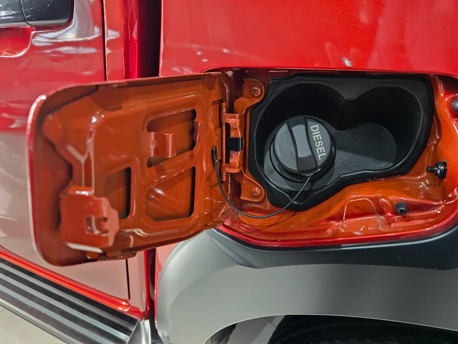 2027 ISUZU D-MAX DOUBLE CAB LS-A 3.0 2WD AT Red image 40