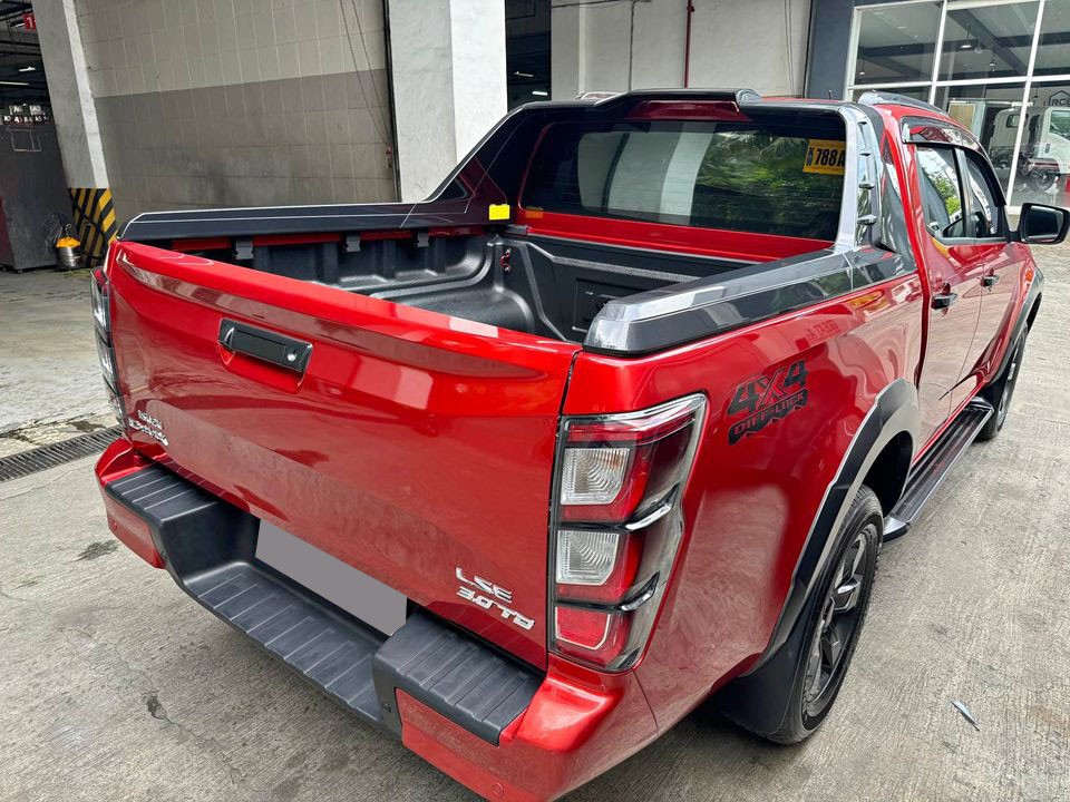 2027 ISUZU D-MAX DOUBLE CAB LS-E 3.0 4WD AT Red image 2