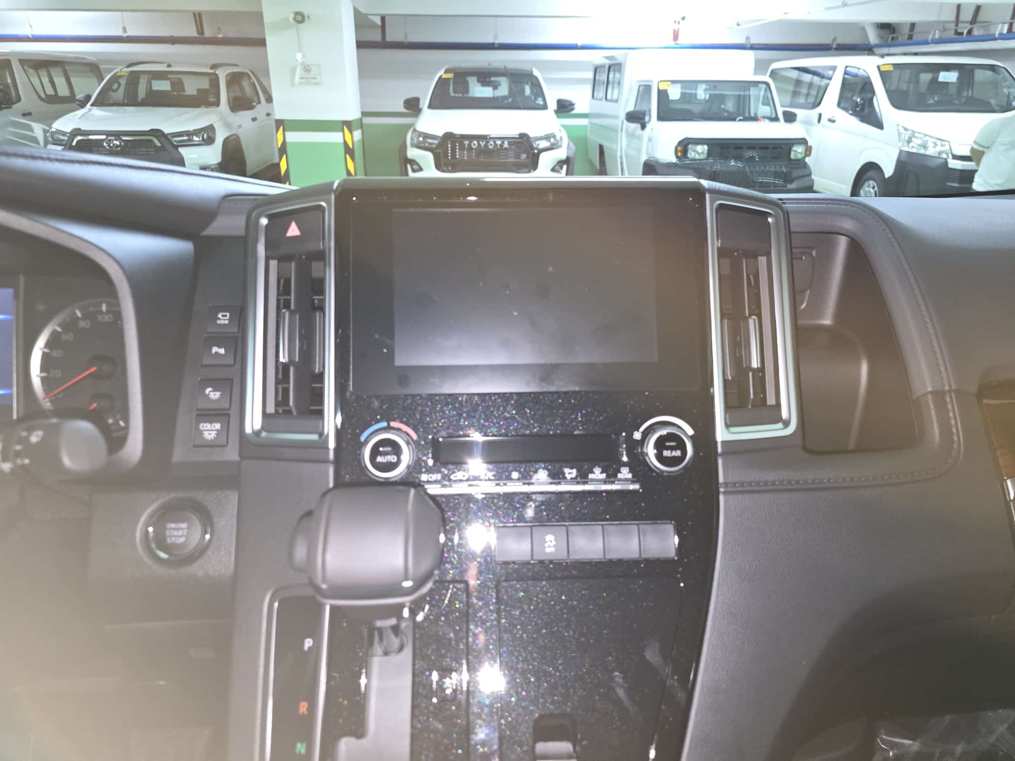 2027 TOYOTA SUPER GRANDIA VAN ELITE 2.8 2WD AT OTHER image 29