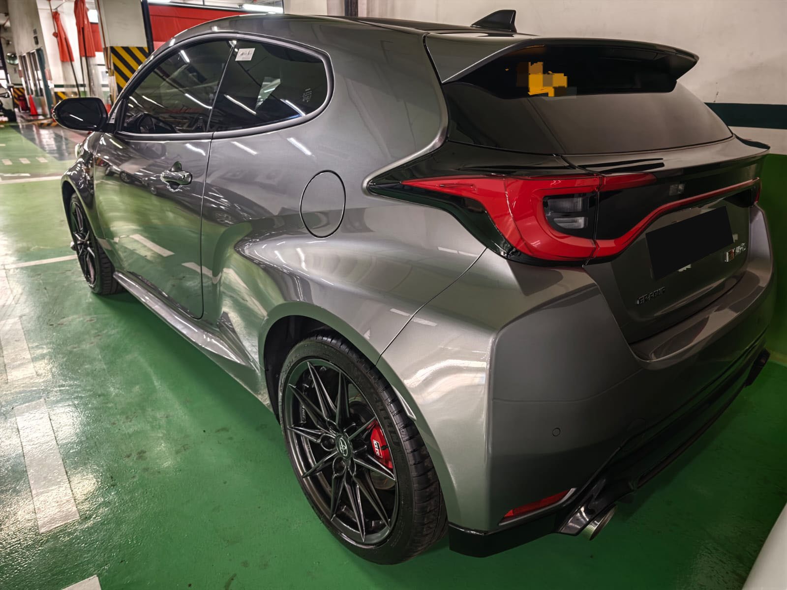2027 TOYOTA GR YARIS HATCHBACK TURBO 1.6 4WD AT Gray image 3