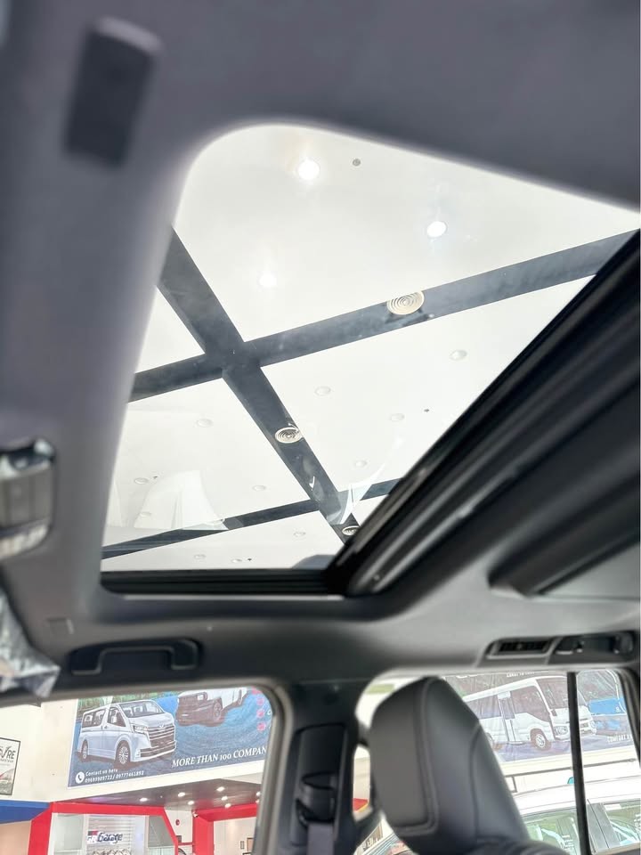 2027 TOYOTA LAND CRUISER PRADO SUV 2.4 4WD AT Black image 10
