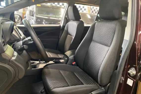 2027 TOYOTA INNOVA SUV XE 2.8 2WD AT Red image 13