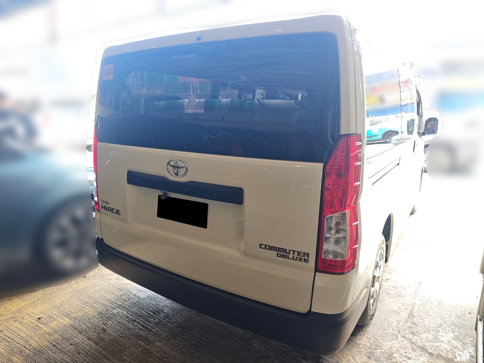 2022 TOYOTA HIACE VAN COMMUTER DELUXE 2.8 2WD MT White image 6