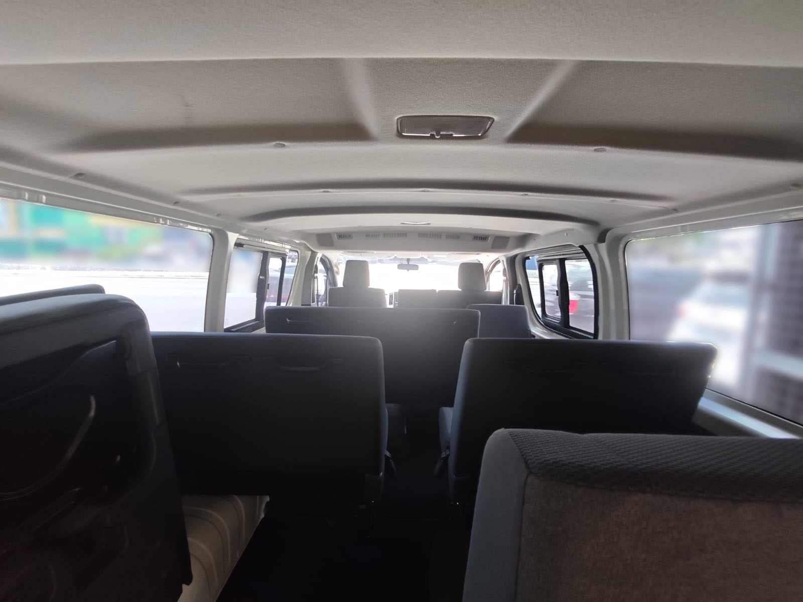 2022 TOYOTA HIACE VAN COMMUTER DELUXE 2.8 2WD MT White image 33