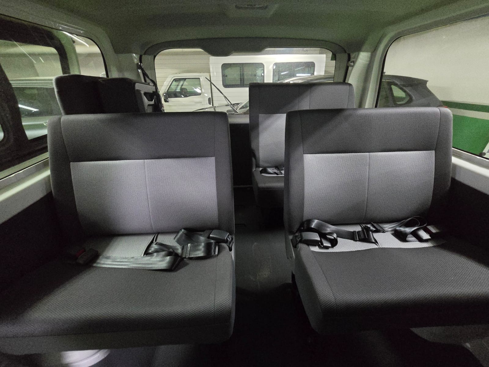 2027 TOYOTA HIACE VAN COMMUTER DELUXE 2.8 2WD MT White image 19